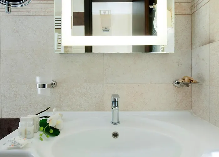 Hotel Yes Boutique 3*