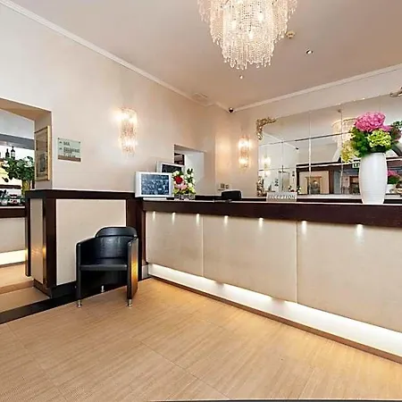 Hotel Yes Boutique 3*