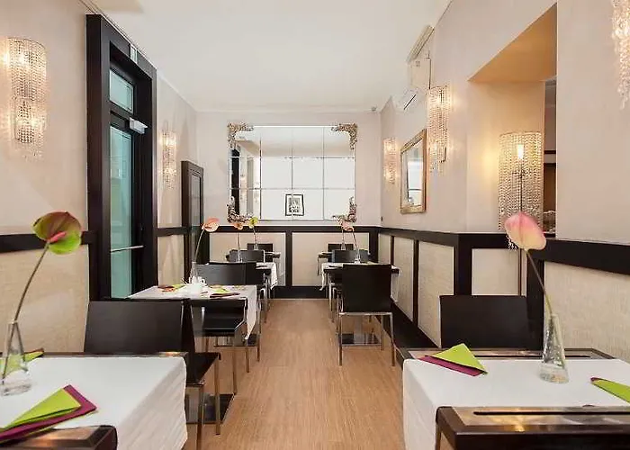 Yes Boutique Hotel 3*