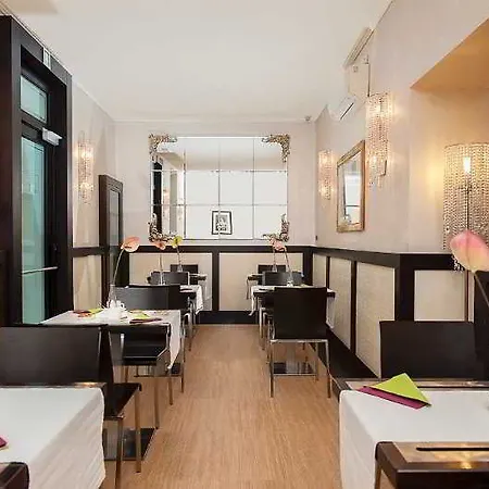 Yes Boutique Hotell 3*